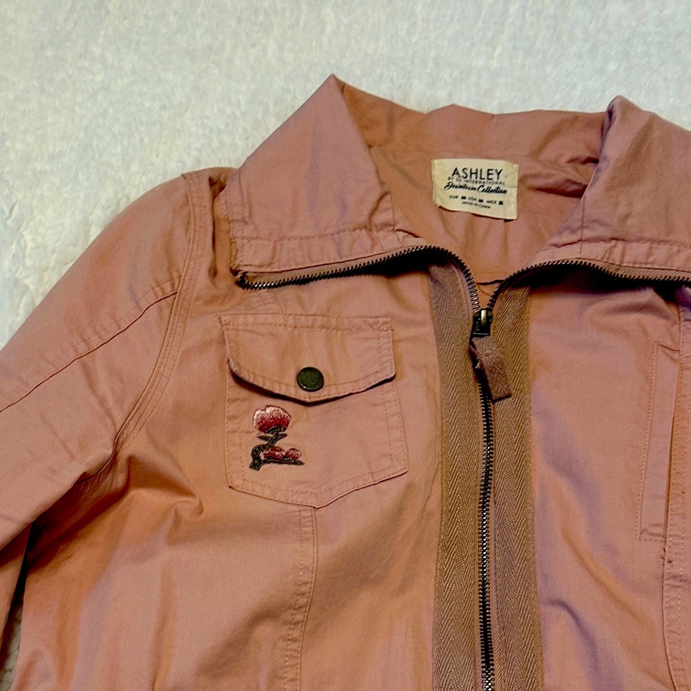 Ashley by 26 International Blush Utility Jacket Medium Embroidered Floral Cinche - Picture 4 of 8